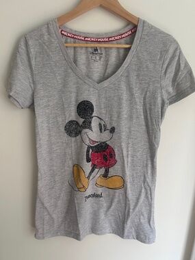 Disney Parks Mickey Mouse t-shirt